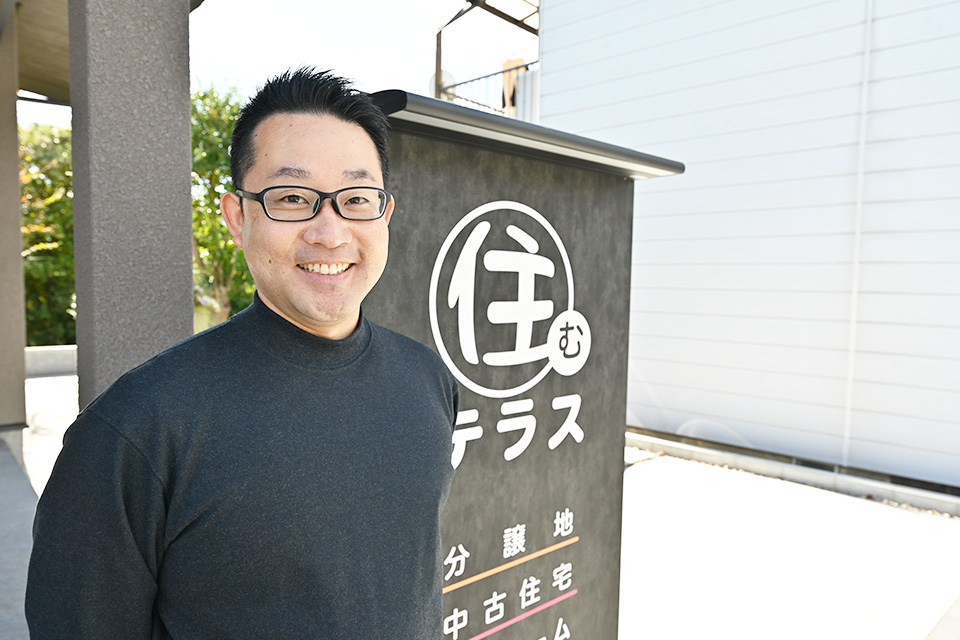 井上　貴之